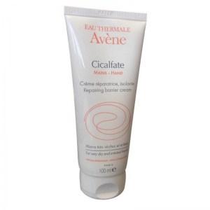 avene-cicalfate-mains-285562-3401351850790